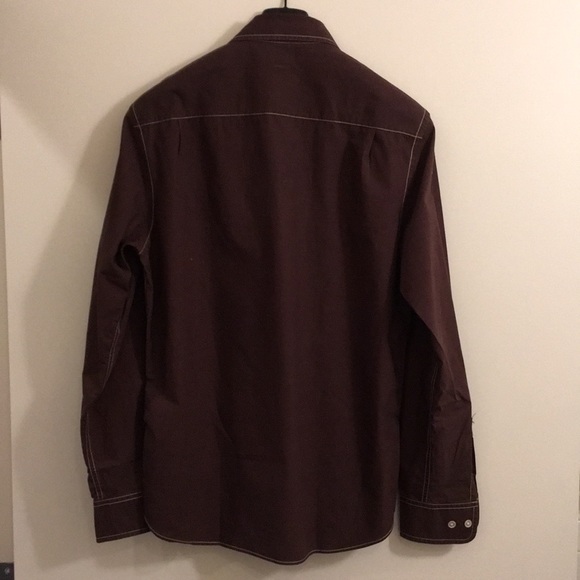 Long-sleeved button-down shirt. - Picture 2 of 4